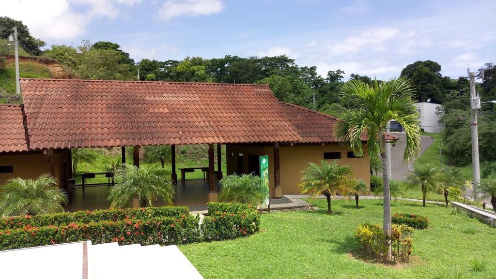 Punta Leona Beach Condos Jacó Exterior foto